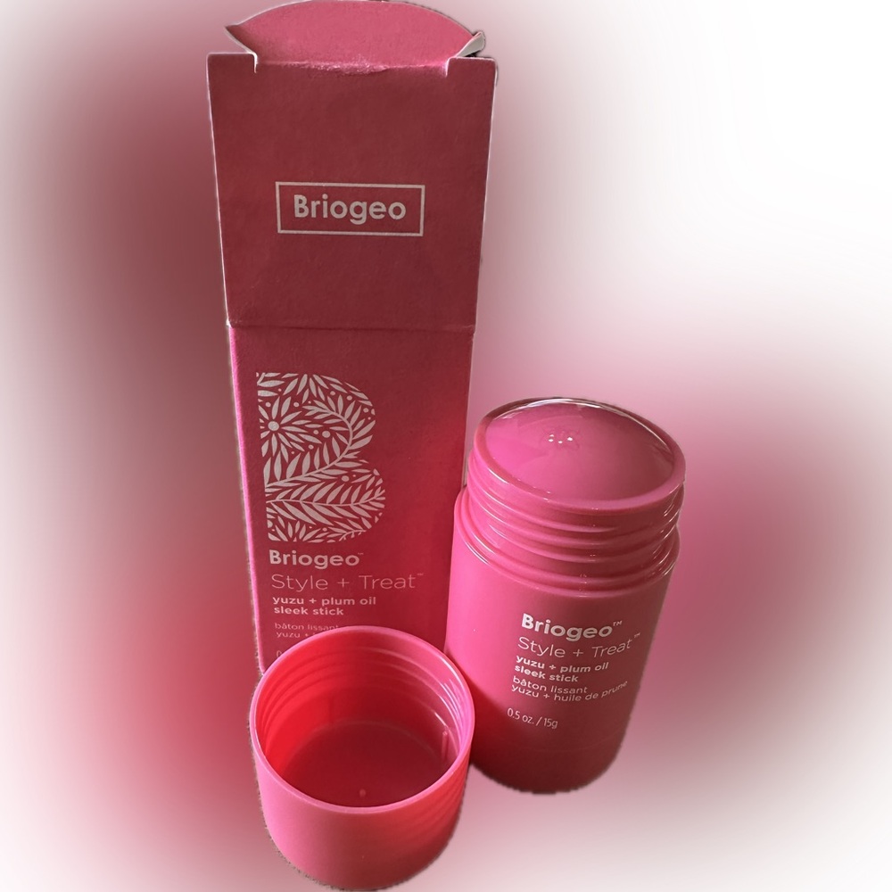 Briogeo Style + Treat  Yuzu + Plum Oil Sleek Stick For Hair 0.5 Oz / 15mL NEW